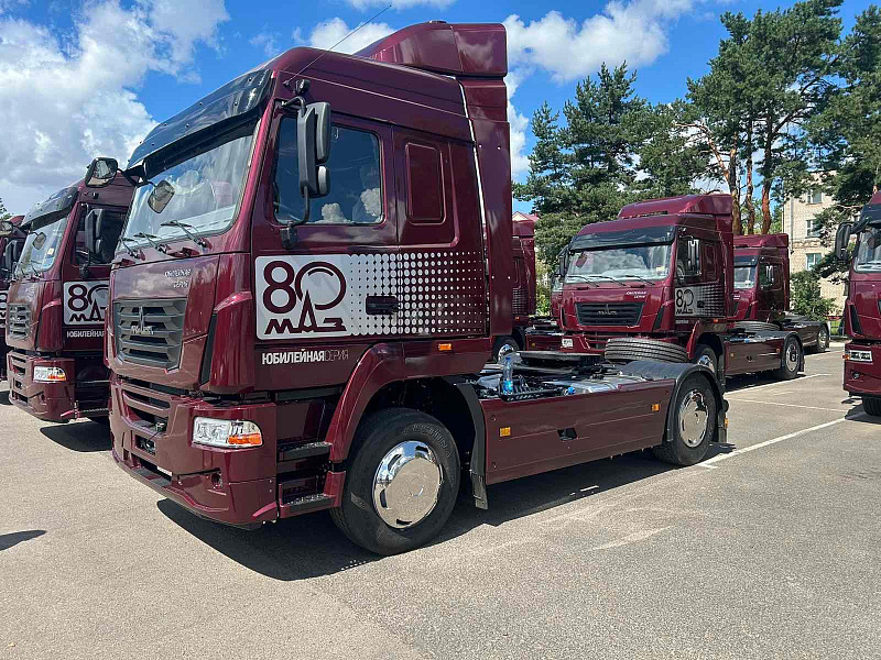 Тягач МАЗ-54402L-2531-031 4×2 Лимитированный